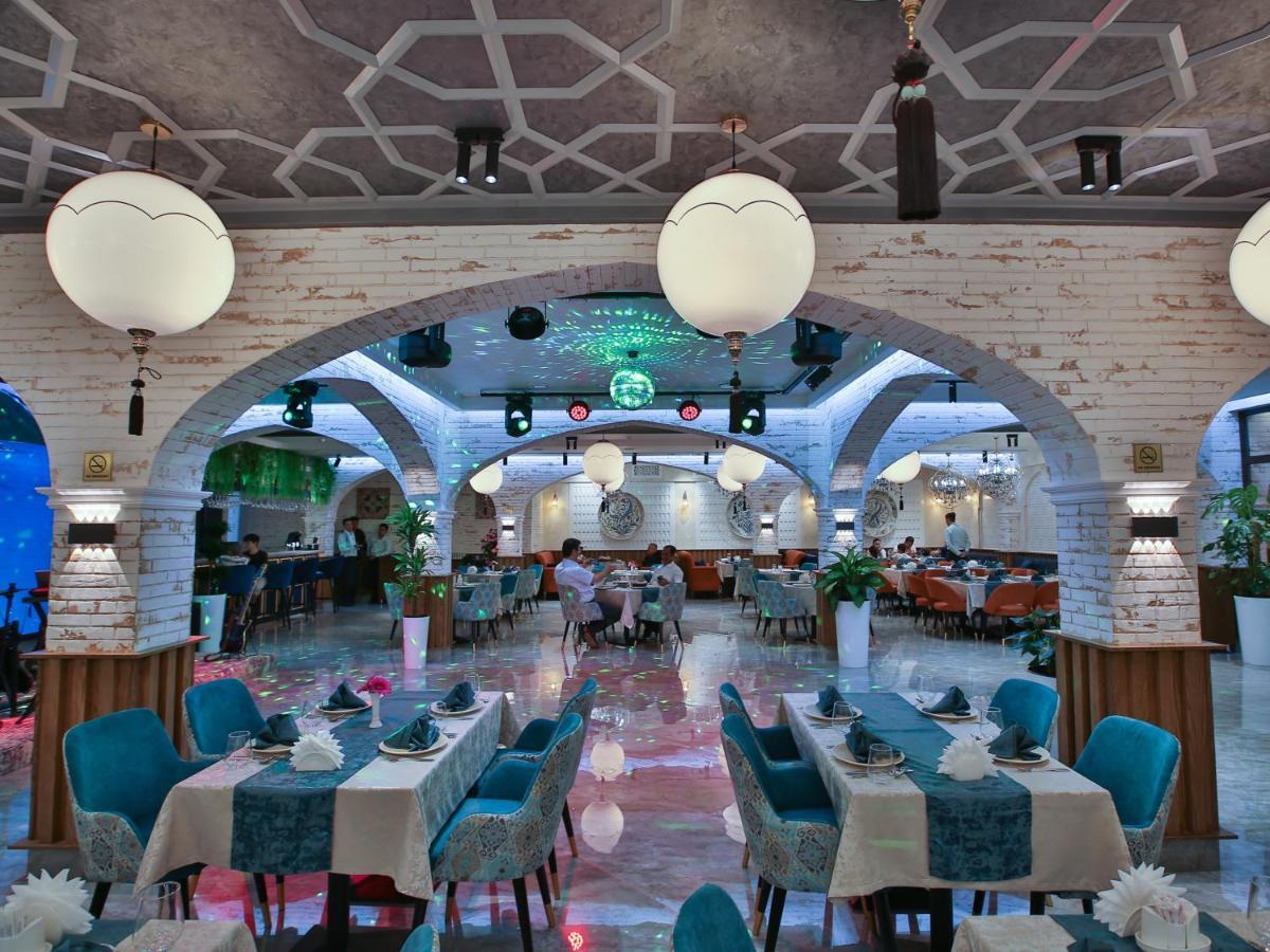 Paradise Plaza Luxury Hotel Bukhara Exterior photo